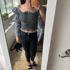 Black n white off shoulder shirt